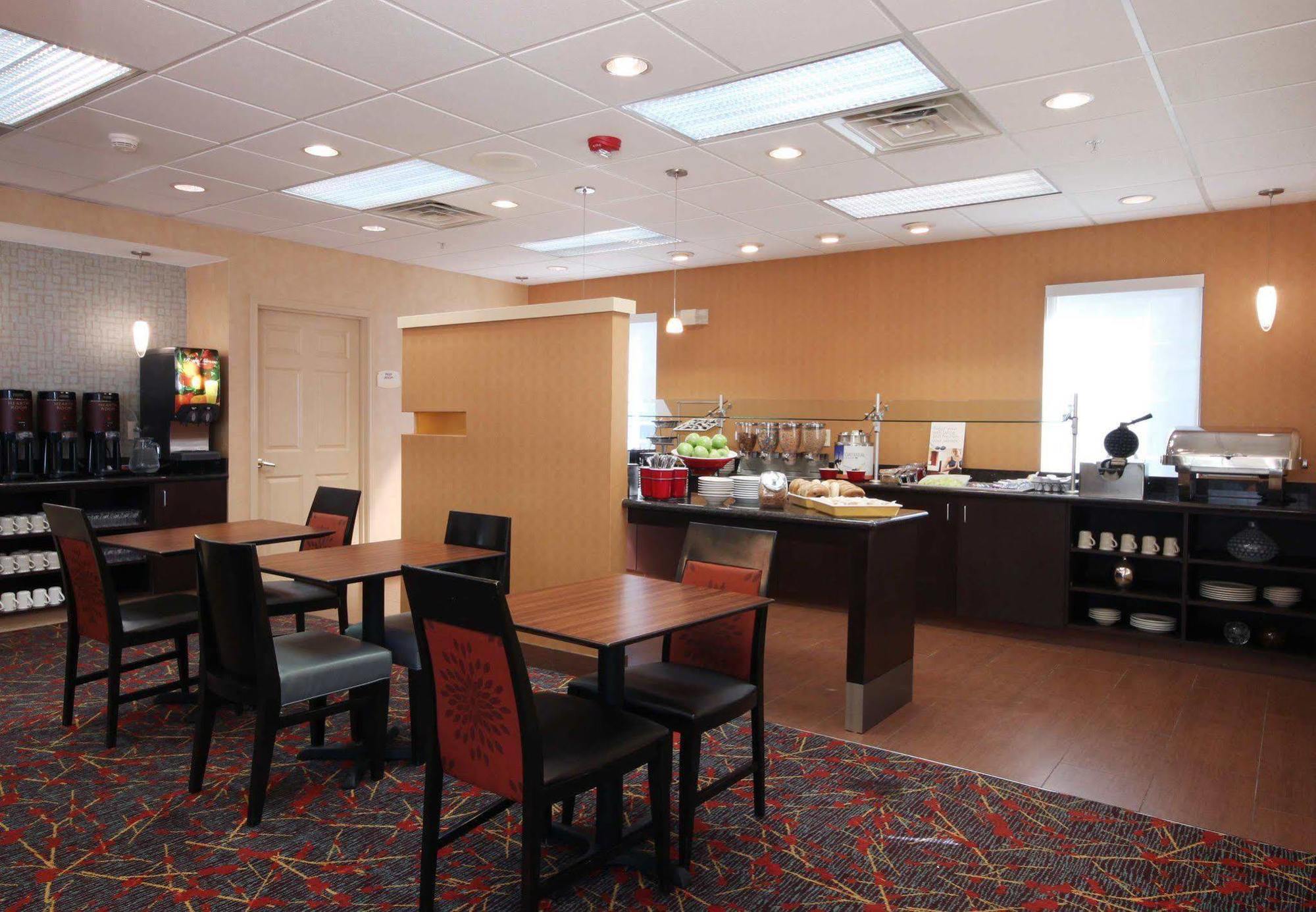 Residence Inn Houston North 레스토랑 사진