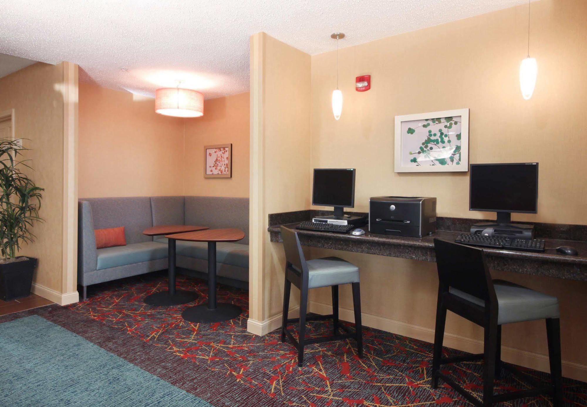 Residence Inn Houston North 시설 사진